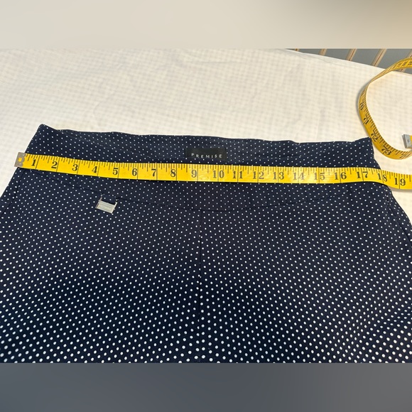 Polkadot, navy and white cropped pants. Size 1X. - Picture 2 of 5